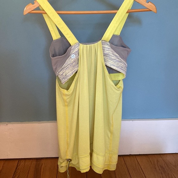 Lululemon workout top with bra cutout. Small (4) - Picture 2 of 2